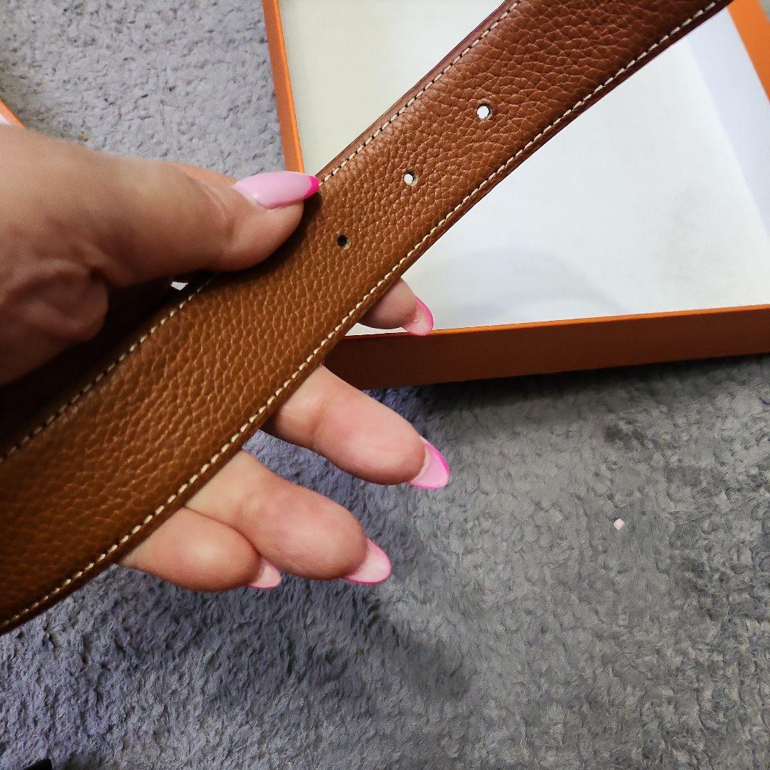 美品　エルメスHERMES レザーベルトリバーシブル ブラック　ゴールドH 90