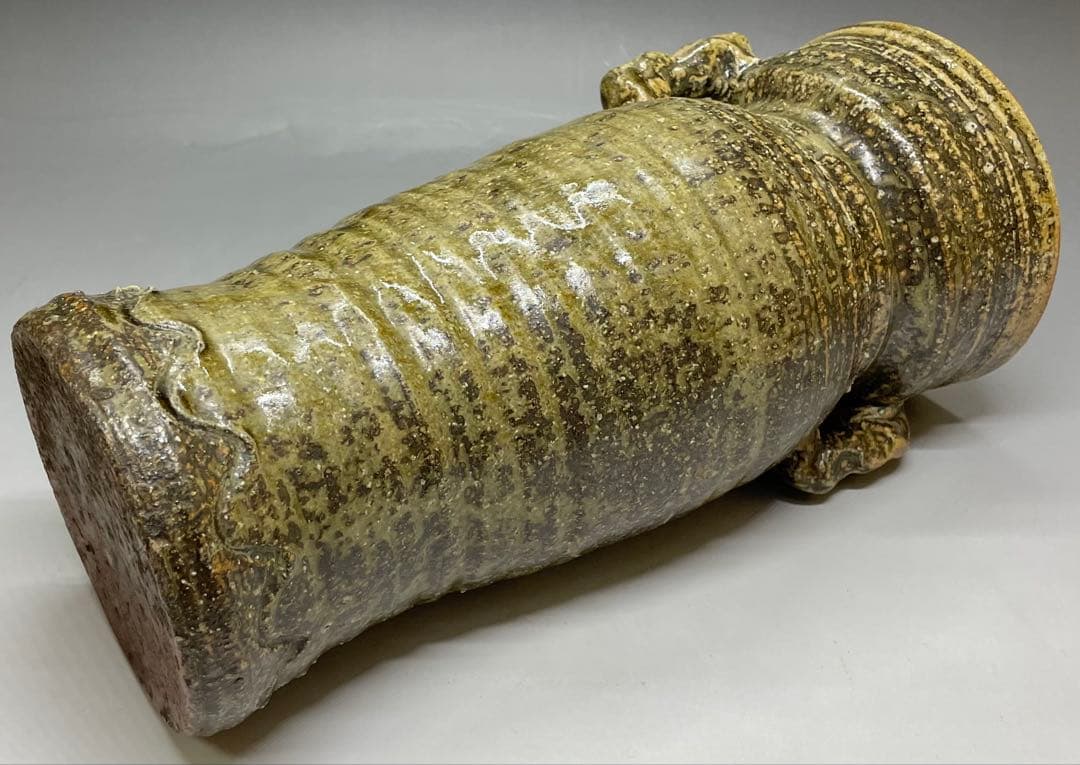 古伊賀　伊賀焼　耳付花入　合箱　e5016