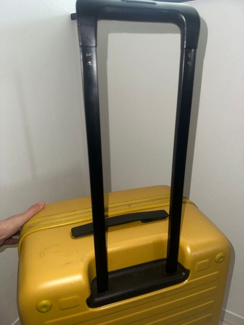 最終値下げ　LOJEL イエロー　キャリーケース　Mサイズ【傷あり】