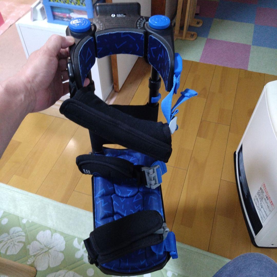 iWALKFree 3.0（アイウォーク）松葉杖が辛い時に！