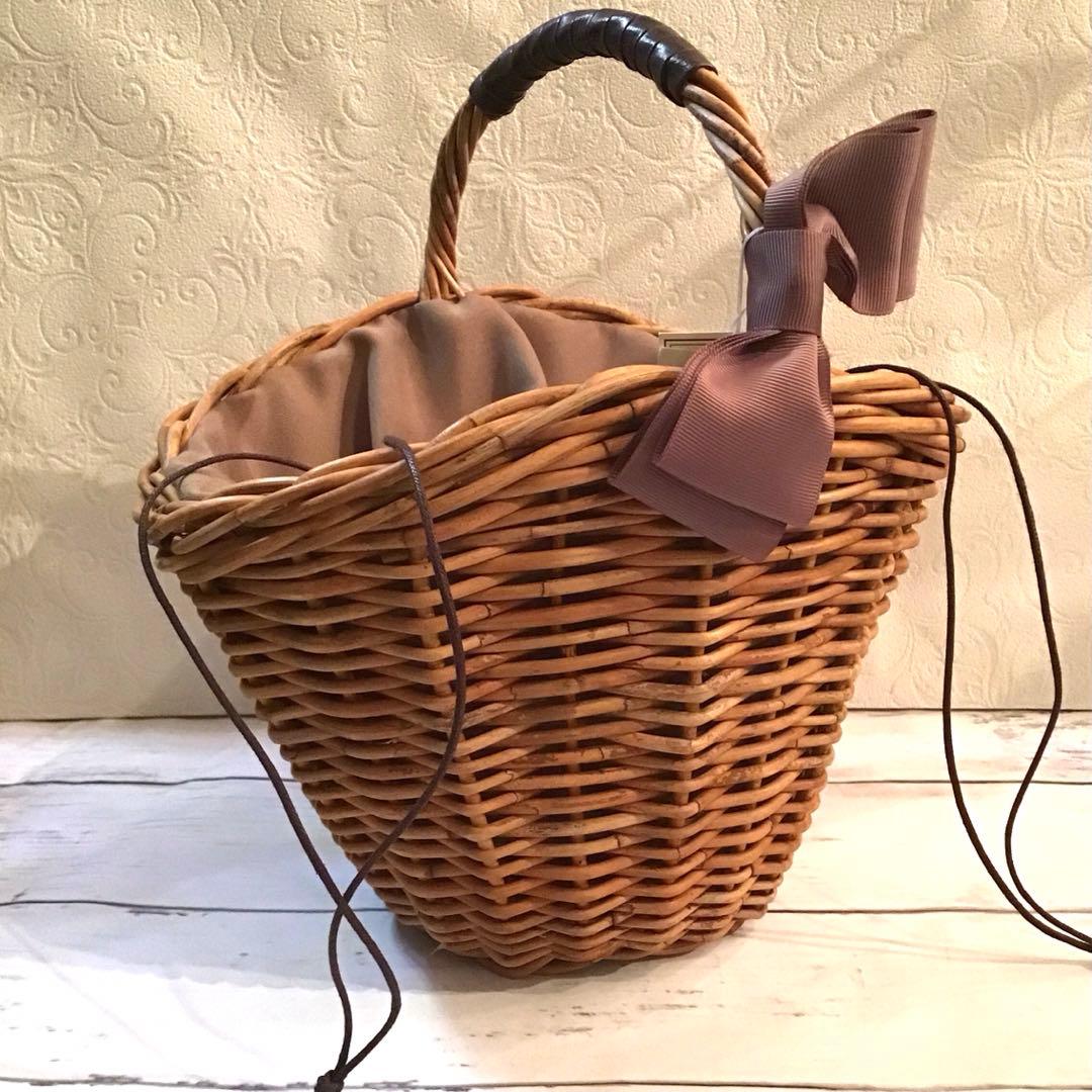 バスケット　カゴ　ウィロー