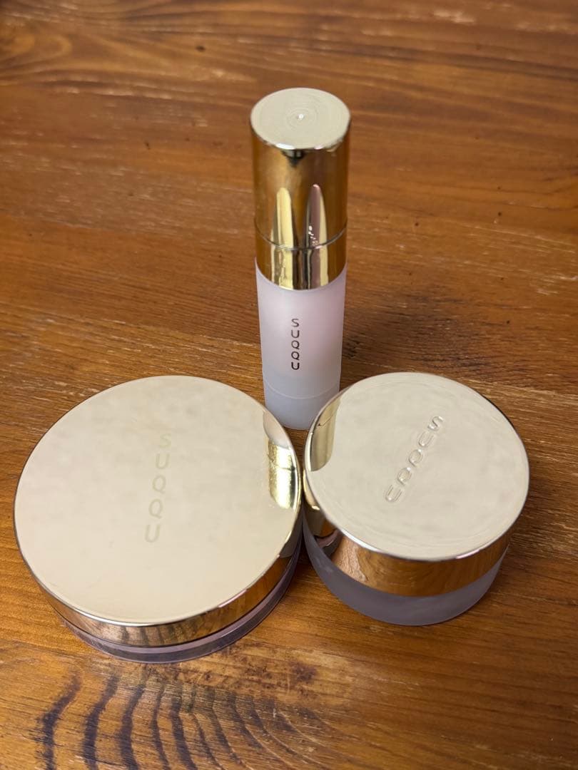 ワ*ズ様 SUQQU ザ ファンデーション 110 & ルースパウダー　下地セッ