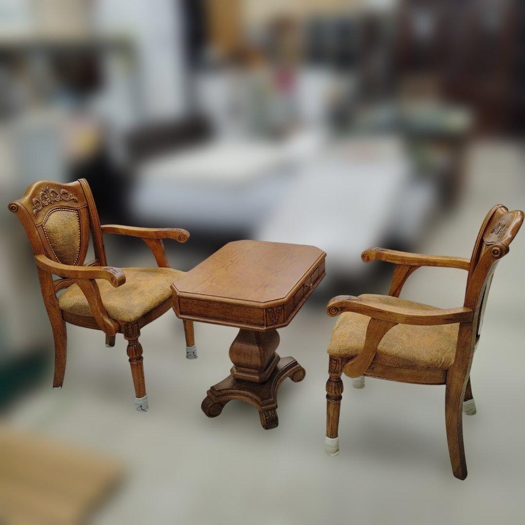 A クラシックスタイル 木製アームチェア ヴィンテージ アンティーク家具