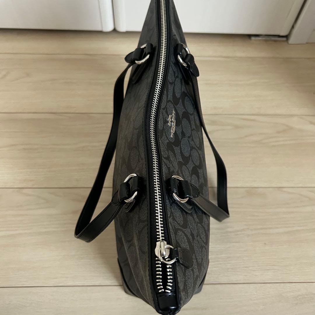 【COACH】ほぼ未使用 シグネチャーキャンバストートバッグ