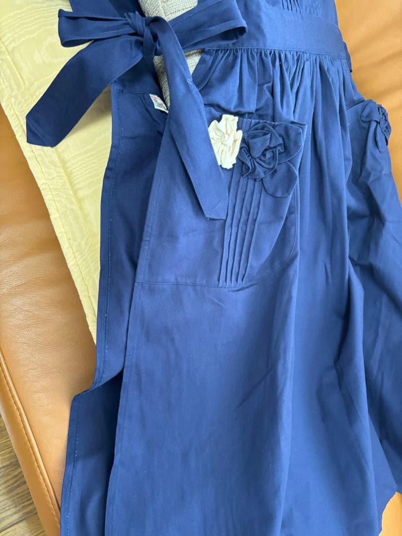 ネイビー　エプロン