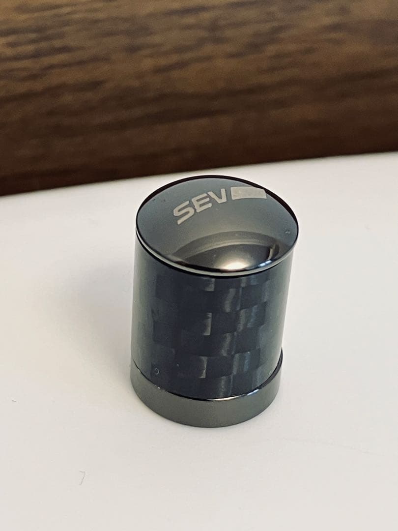 SEVエアバルブキャップ1個のみ