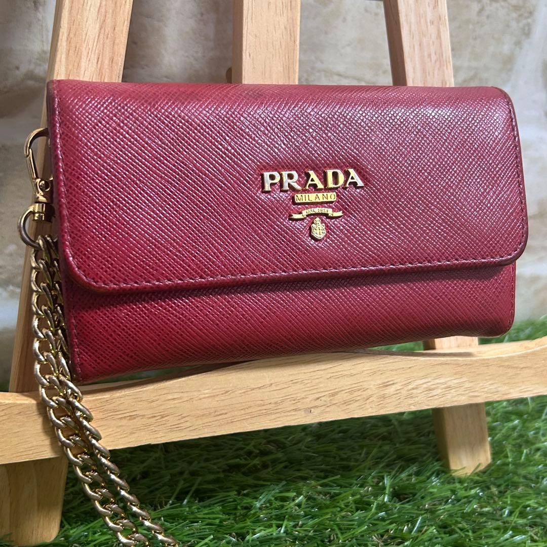 PRADA プラダ 財布 折り財布 チェーン