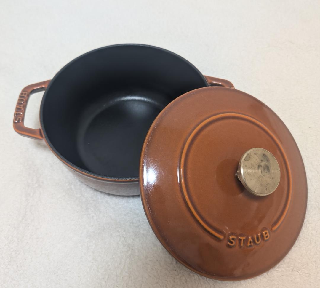 ストウブ　ワナベＳ16cm(シナモン）
