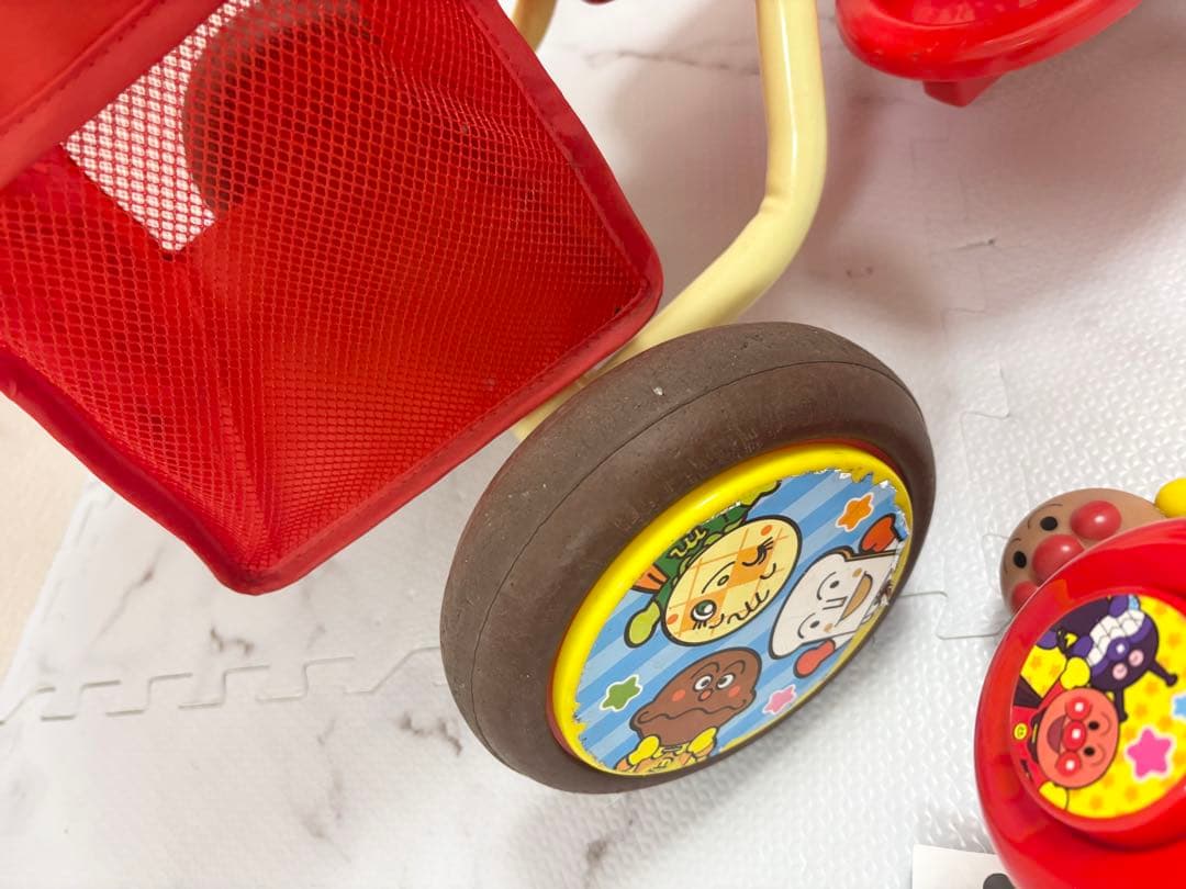動作OK アンパンマンデラックスII 三輪車　ブザー付き　子供キッズ用品