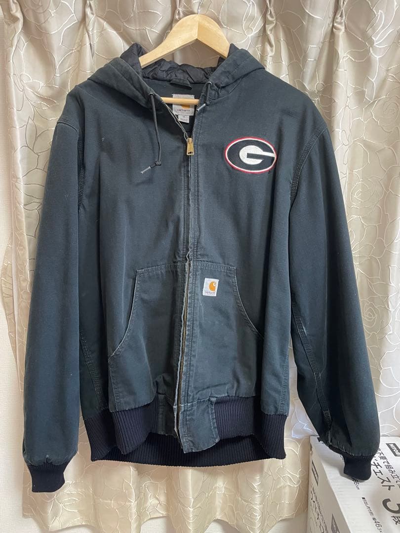 Carhartt ブラックフードジャケット ia Gロゴ
