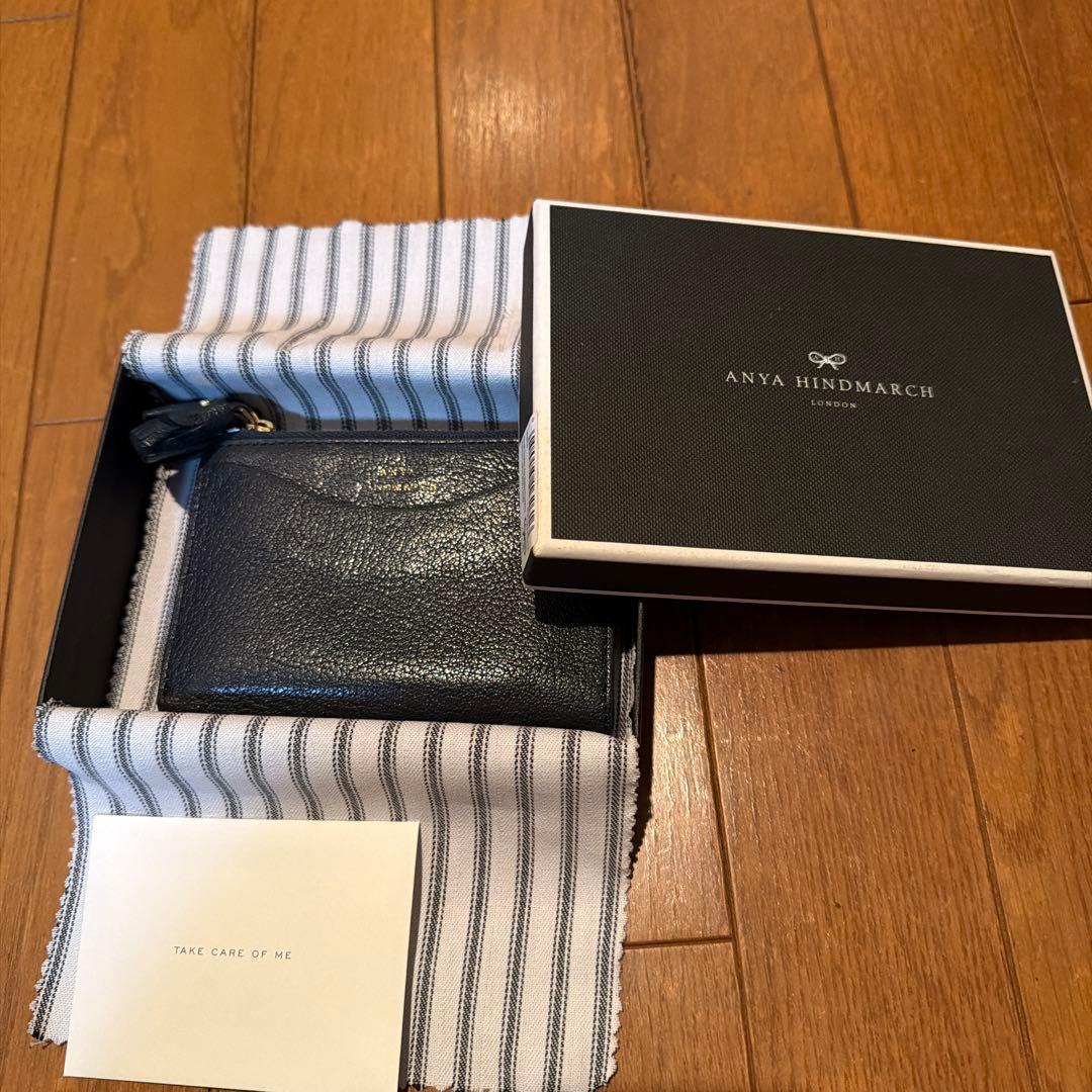 ANYA HIND MARCHお財布　アニヤハインドマーチ 二つ折り財布