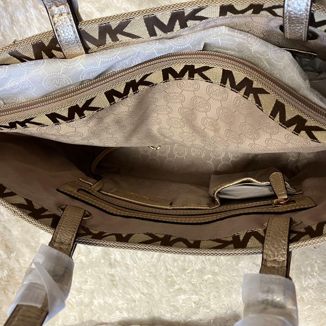 【莉子。様マイケルコース　トートバッグ　シグネチャ　JET SET チャーム