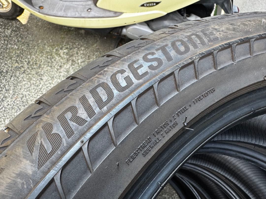 ブリヂストン235/50R20 ALENZA 001 4本セット 中古品