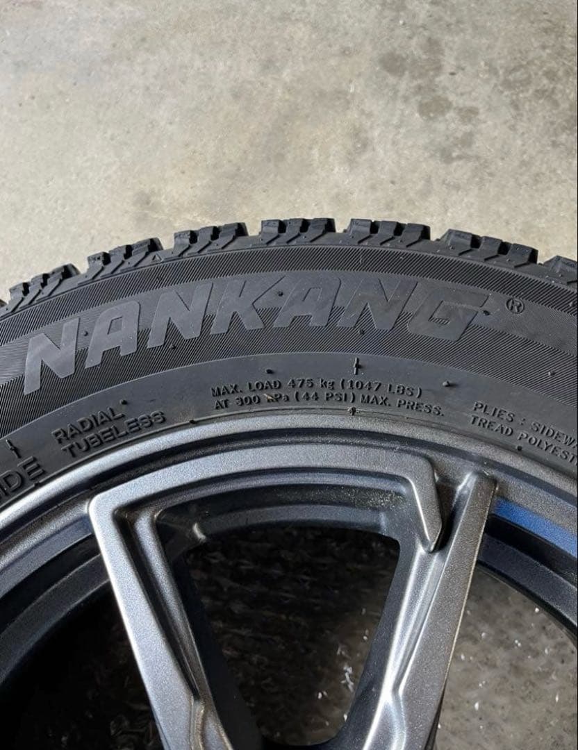 175/65r14 スタッドレスタイヤ　NANKANG ACTIVA AW-1
