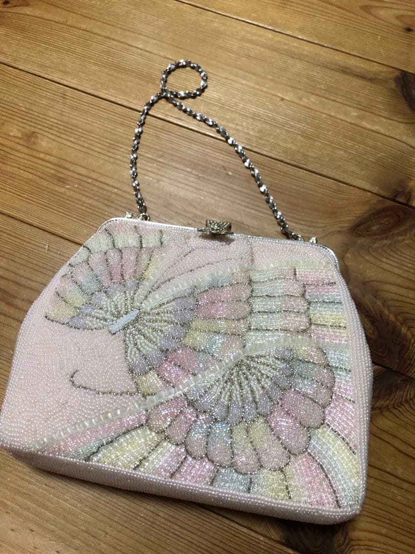 桜と蝶の振袖 ピンク系