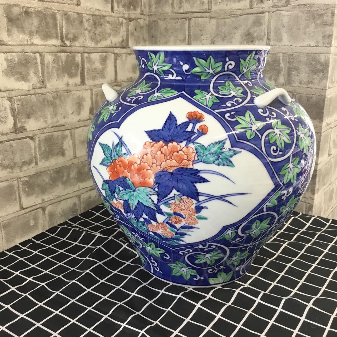 有田焼　金照堂　美術陶磁器　花柄陶器花瓶 中型　花器