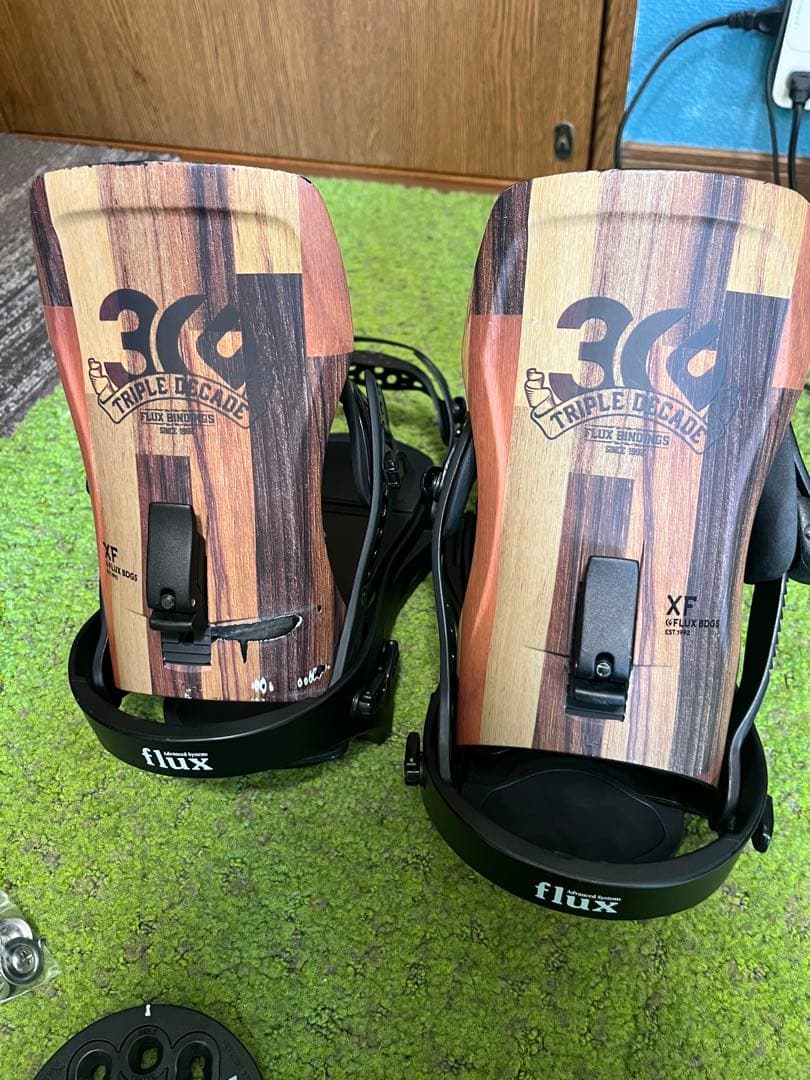 flux フラックスXF サイズM22.23限定モデル