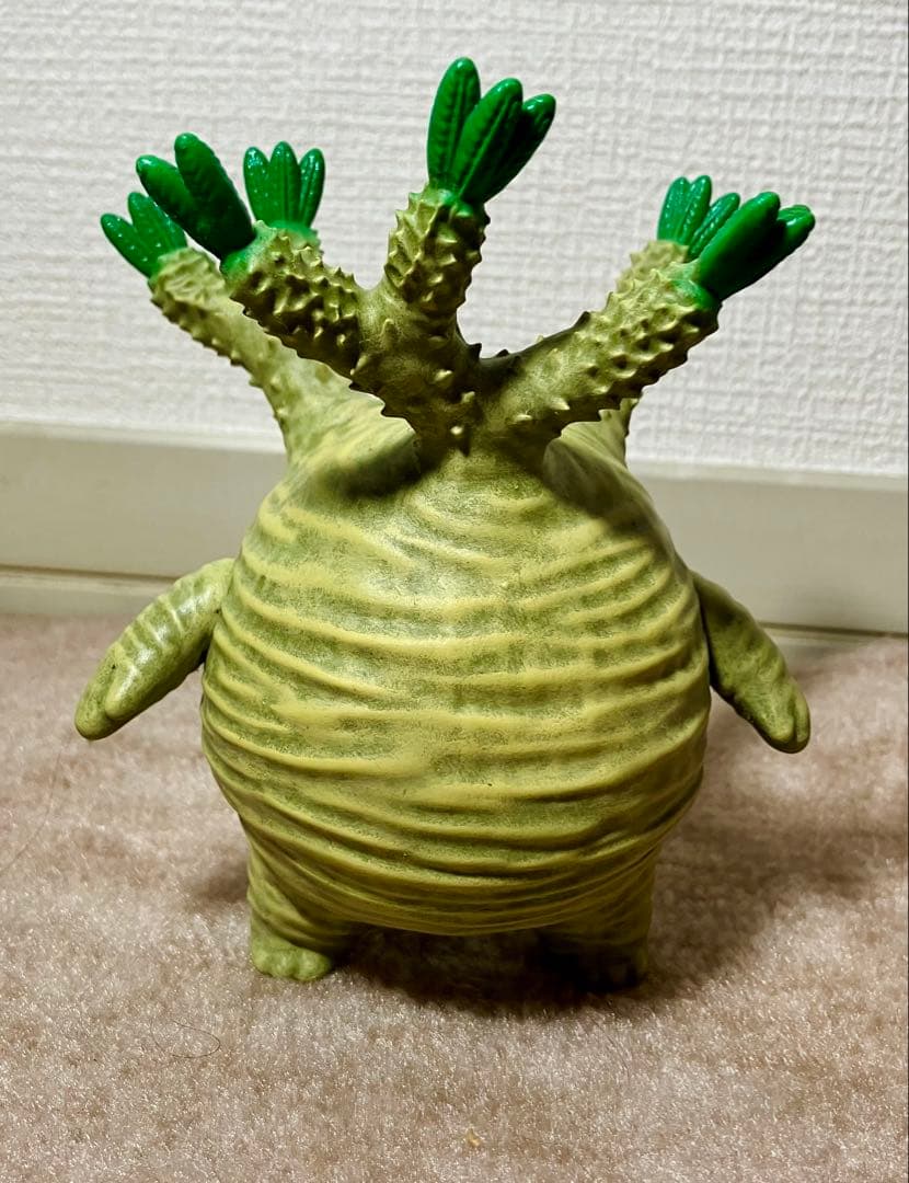 【限定値下げ】TOKY インディーズソフビ グラキリスちゃん 多肉植物