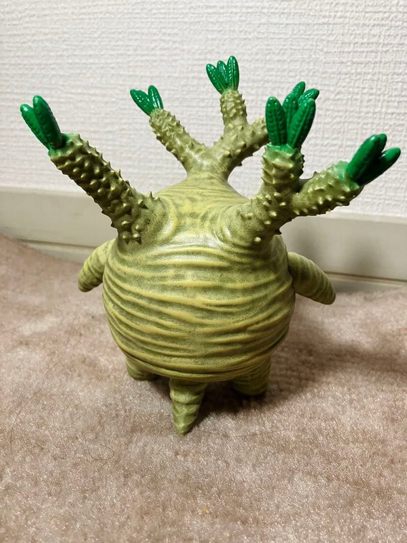 【限定値下げ】TOKY インディーズソフビ グラキリスちゃん 多肉植物