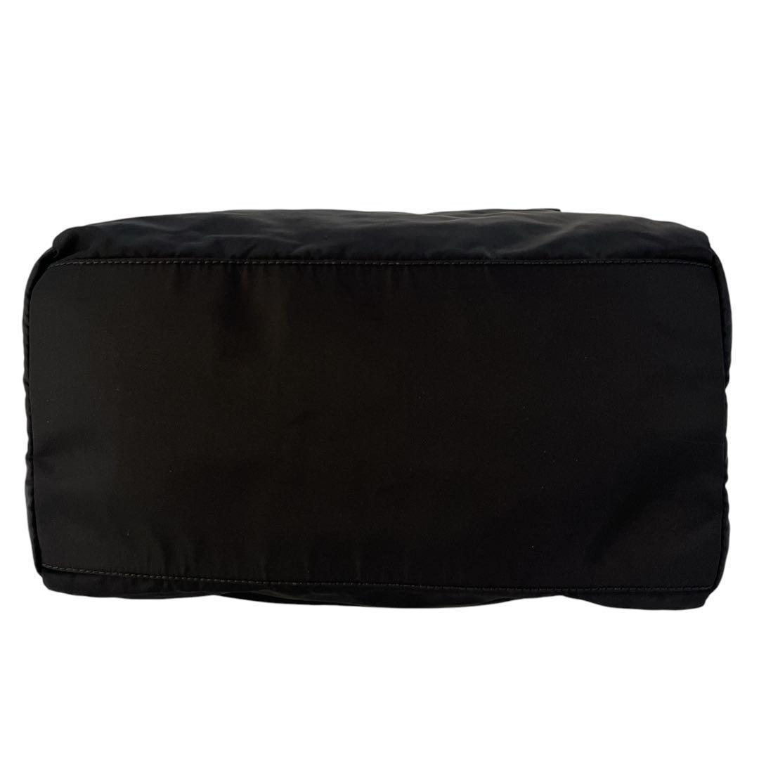 美品　プラダ　ハンドバッグ　ミニボストン　三角ロゴ　テスートナイロン　ブラック