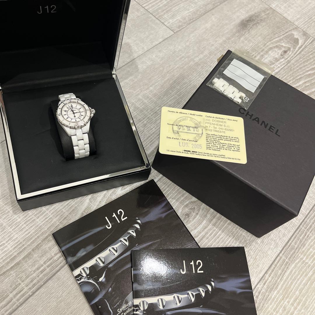 CHANEL J12 ホワイトセラミック 時計