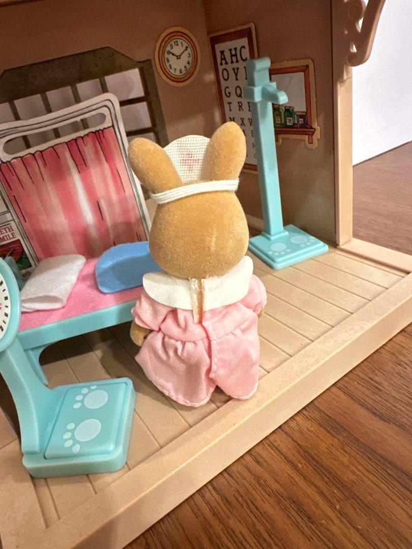 シルバニアファミリー　海外版　コテージホスピタル