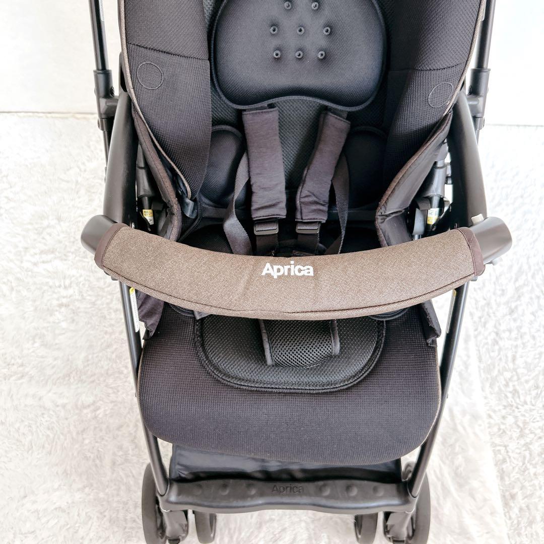 【限定カラー】✨美品 Aprica ラクーナビッテ クッション2023年モデル