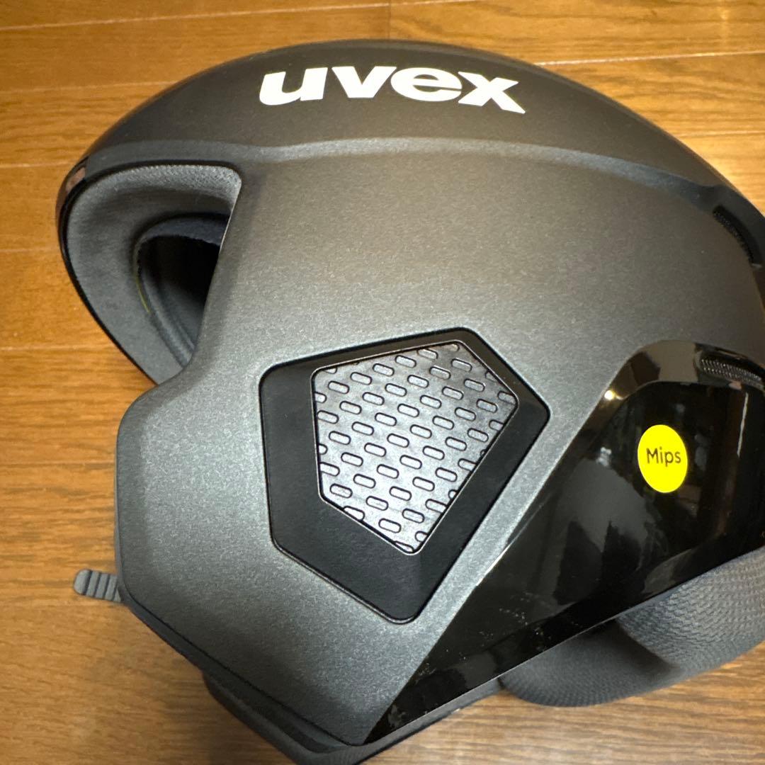 美品【uvex 】スキーヘルメット インビクタス　ミップス　 日本正規品