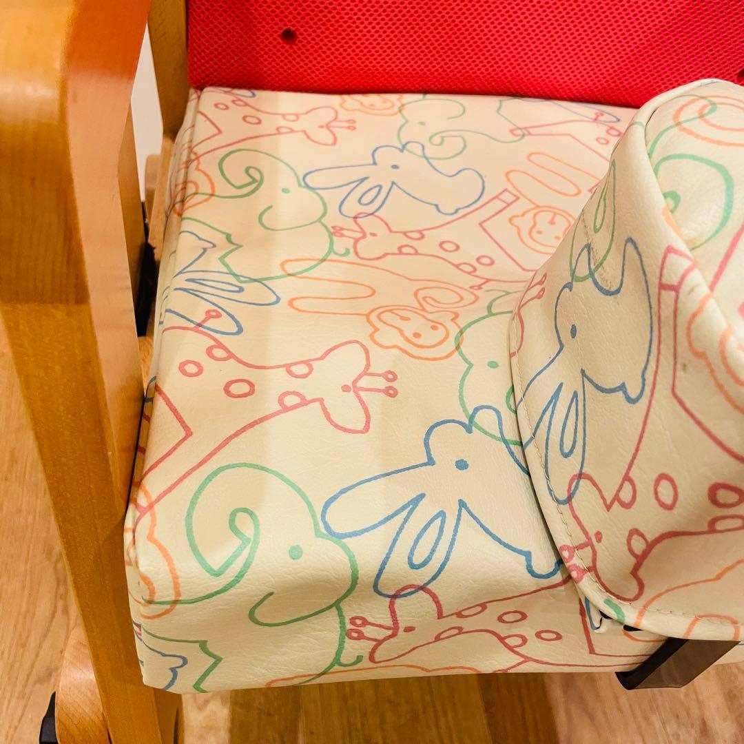 バンビーナ チェア 障害児座位保持椅子 高さ調節 肘置き調節 ビニールレザー