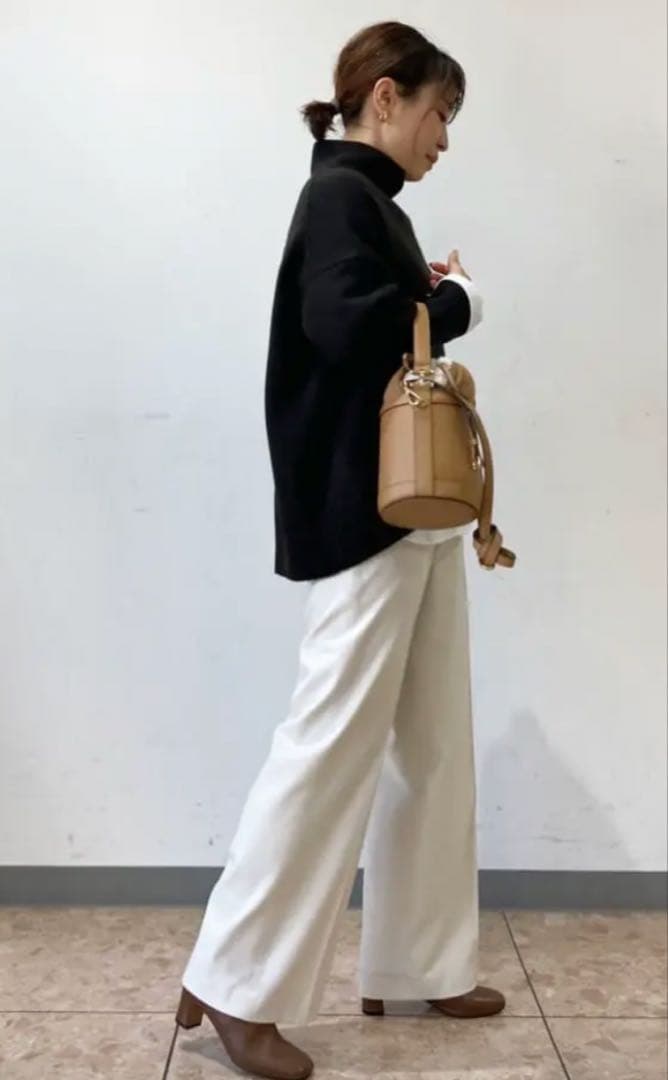 完売　23区　ウールカシミヤブレンドスタンドネックニット　カシミヤ混　サイズ38