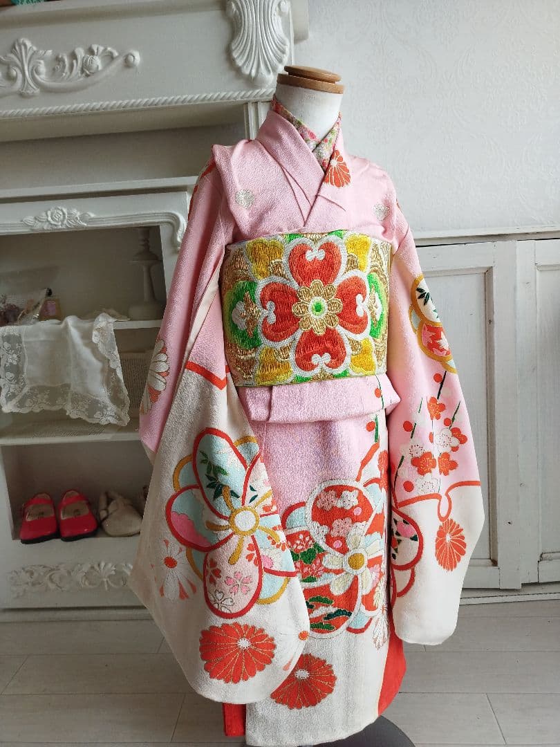 専用です☆アンティーク薄ピンク、クリーム色に梅の花の着物☆２歳から３歳