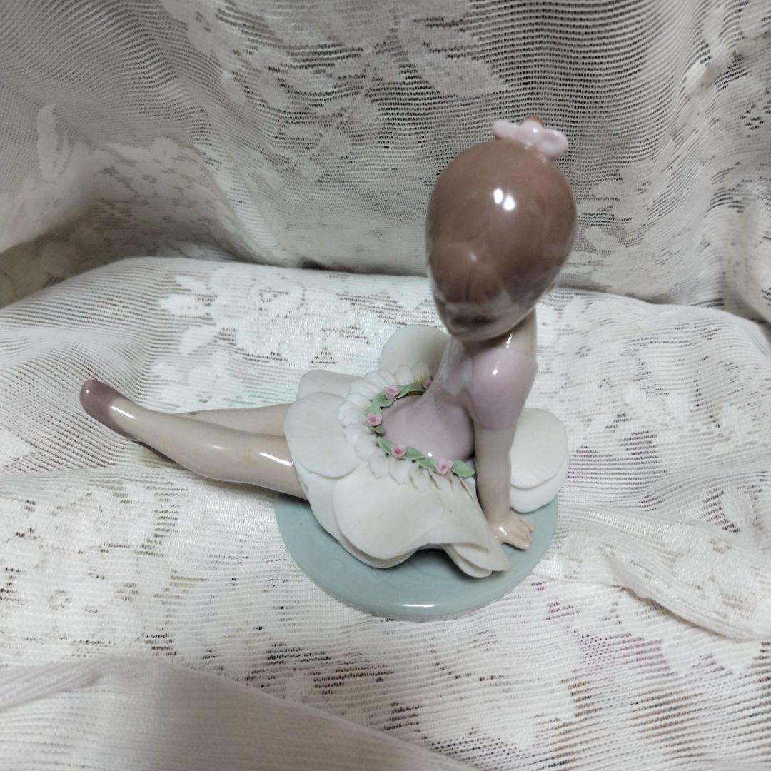 リヤドロ6690　ロージー（箱無し、欠けあり)