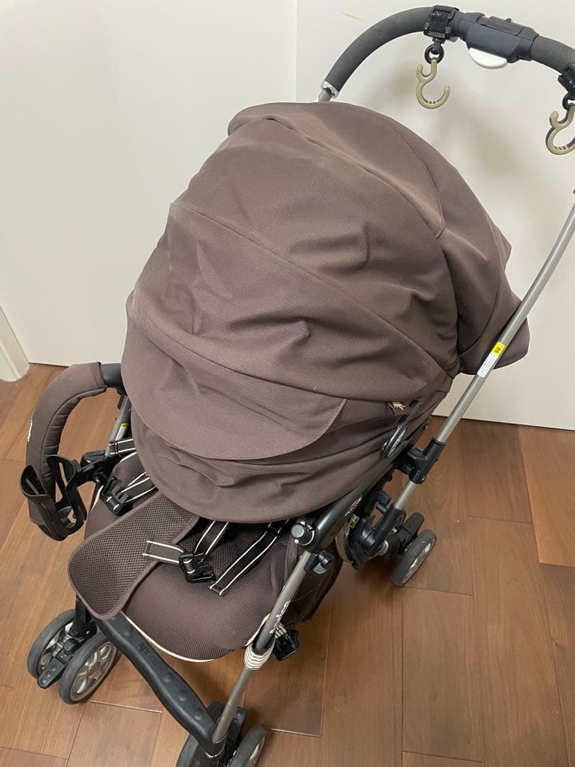 希少人気色　ラクーナ　ベビーカーAprica アップリカ　ブラウン　引取歓迎