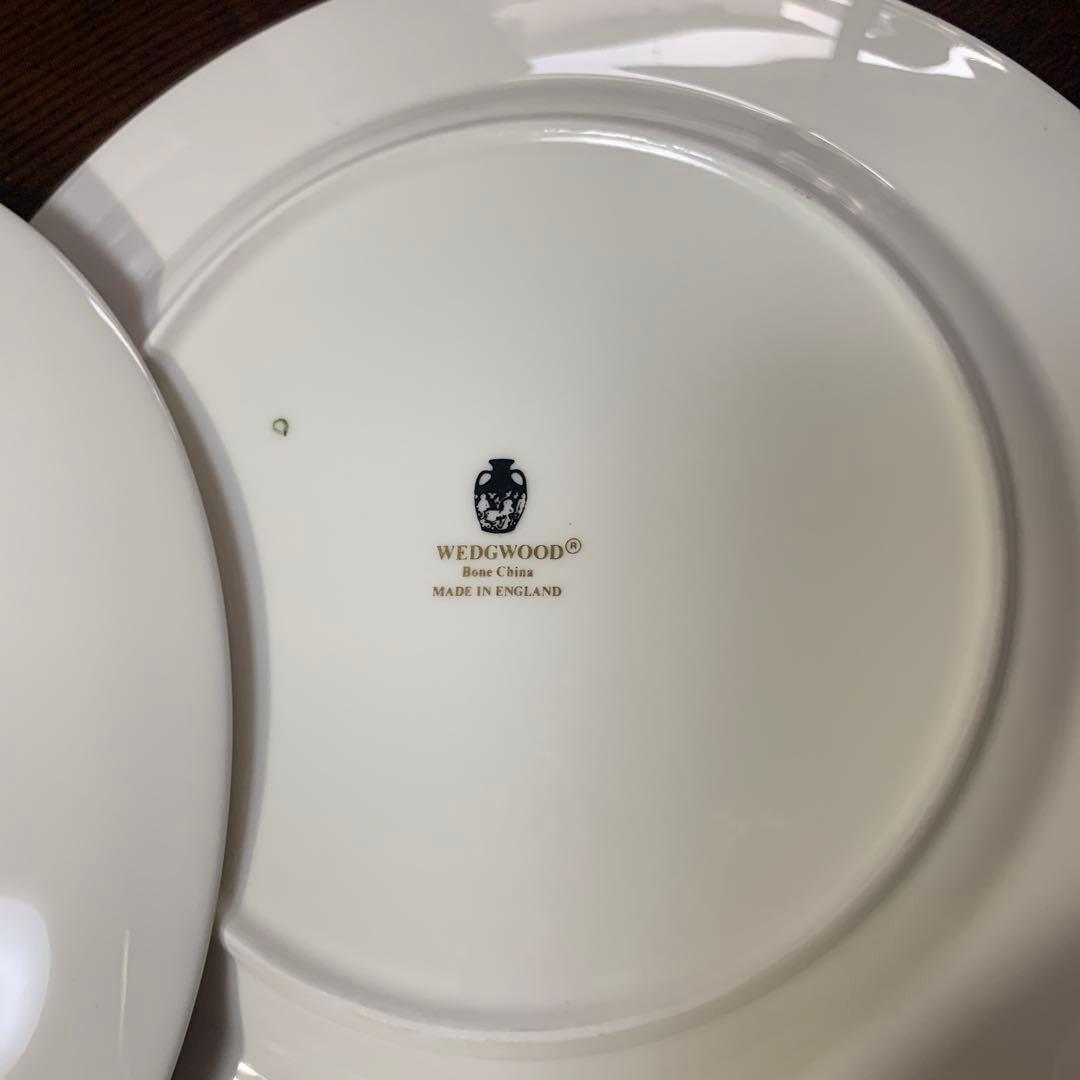 お値下げ☆極美品☆ウェッジウッドコロンビアパウダールビー20.5cmプレート2枚