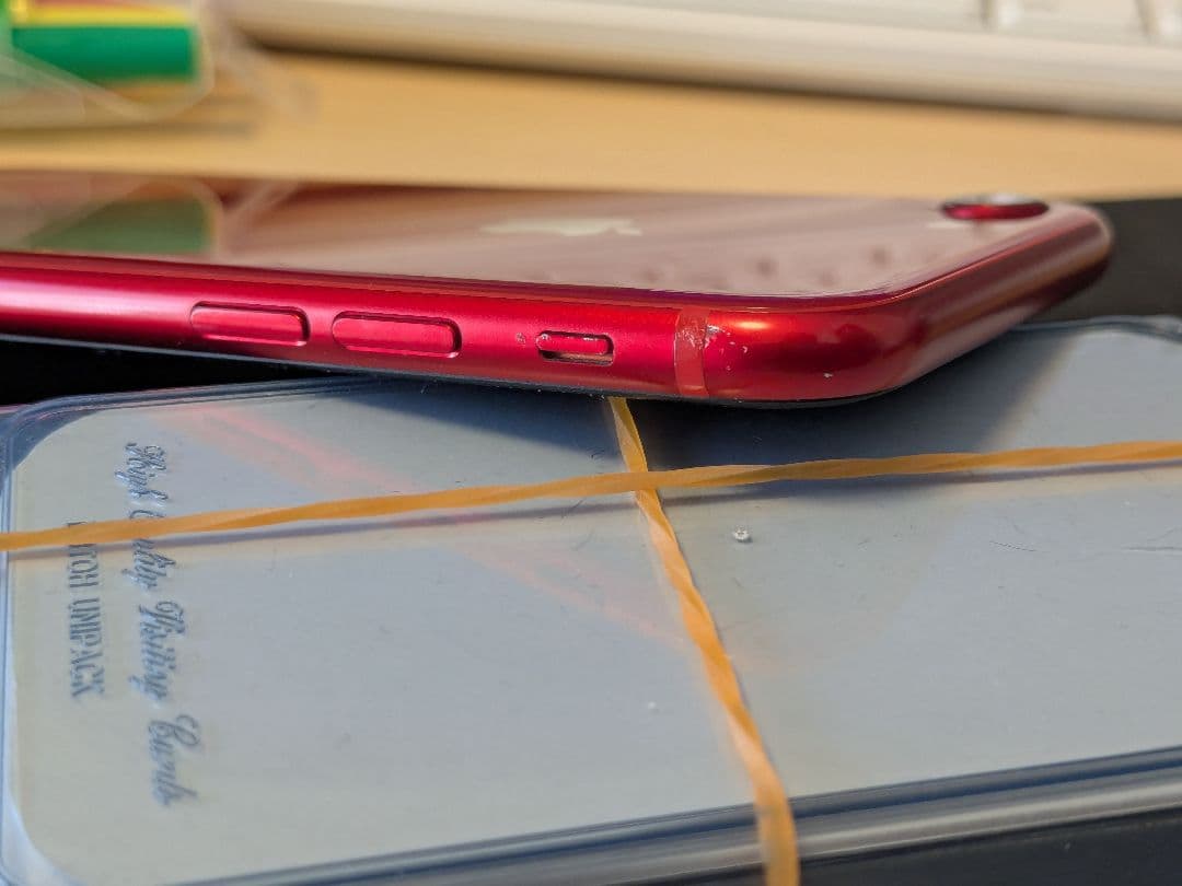 Apple iPhone 8 レッド 4.7インチ 64GB