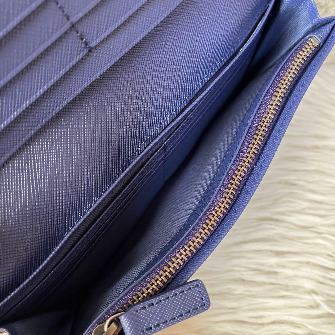 【新品未使用】アニエスベー　agnes b.プレートロゴ　レザー　かぶせ長財布