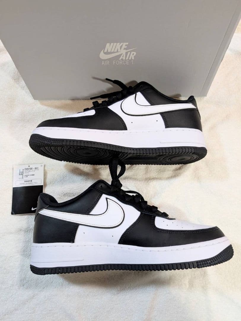 毎日値下げ☆ほぼ新品☆ナイキ エアフォース1 パンダNIKE Air Force