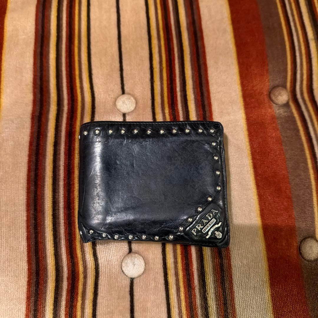 PRADA アーカイブ 二つ折りスタッズ財布