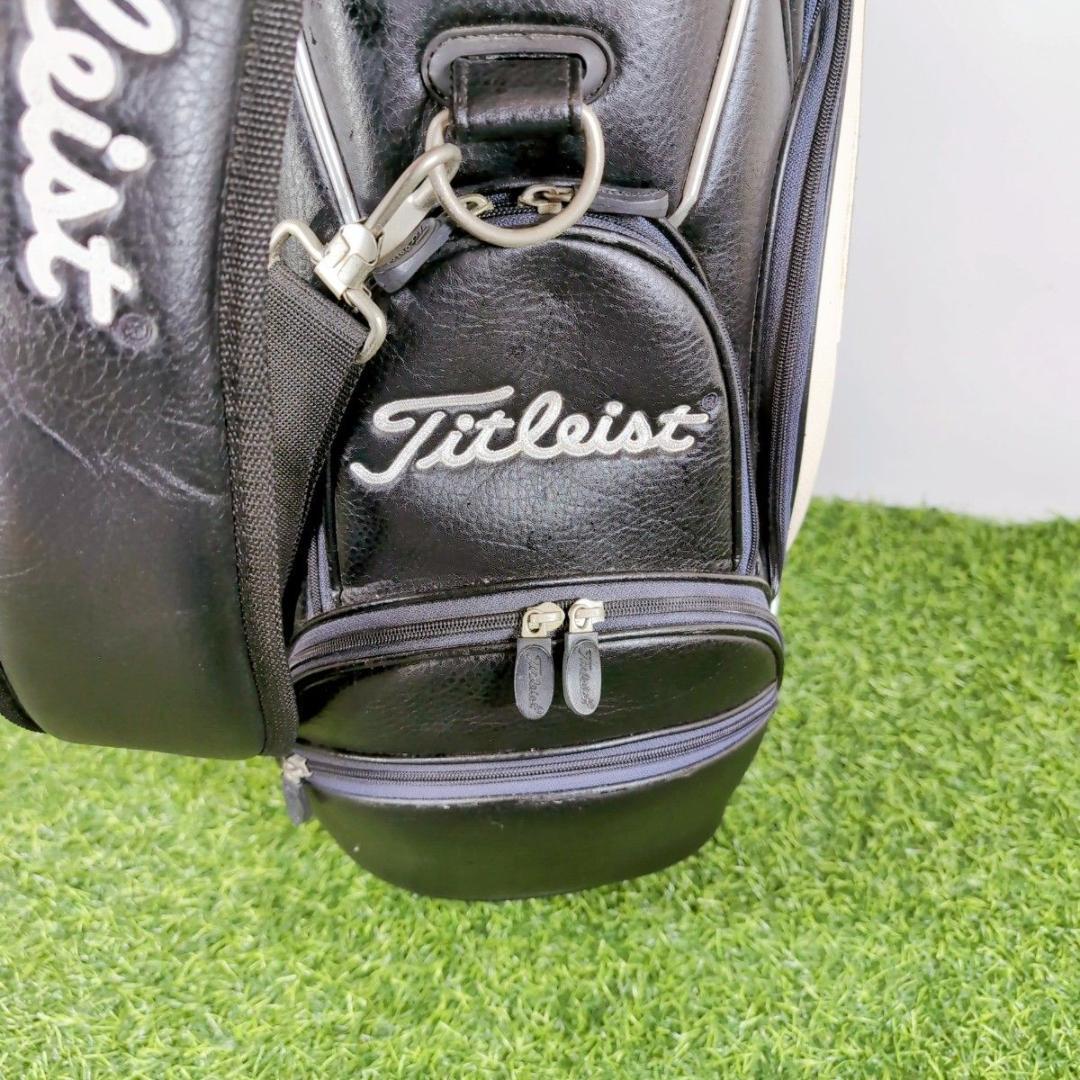 Titleist タイトリスト ゴルフキャディバッグ 黒 白 ブラック ホワイト