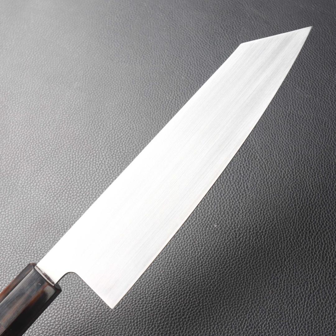 11171切付牛刀7寸ヘアライン仕上げ刃は究極の切れ味両刃包丁黒檀黒水牛角八角柄