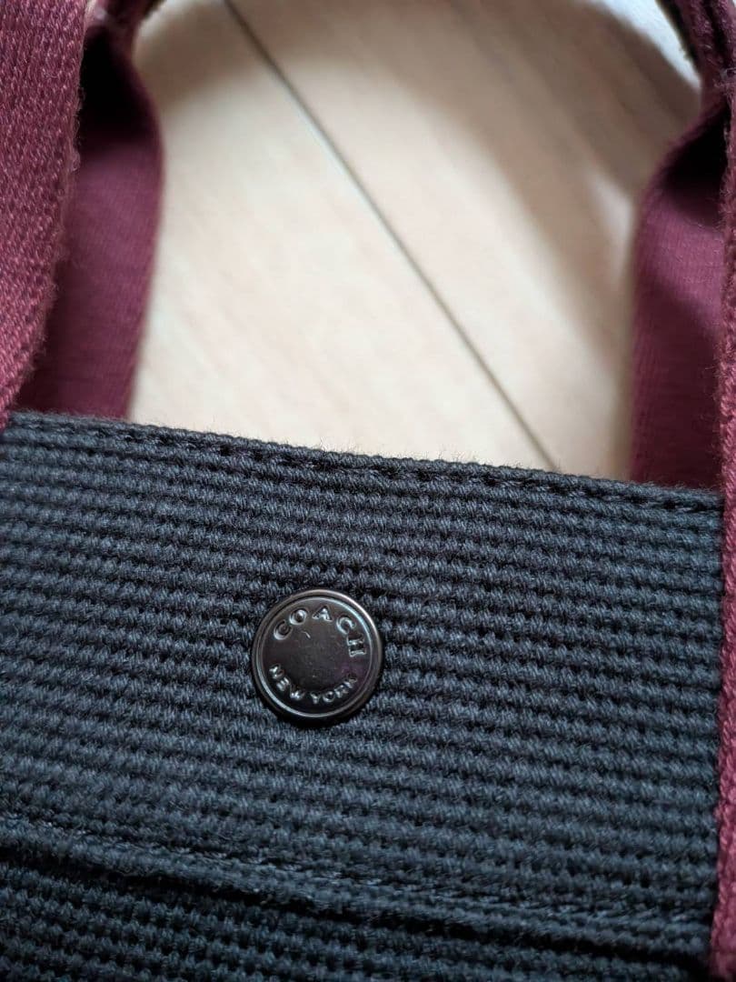 COACH ブラック バーガンディ トートバッグ