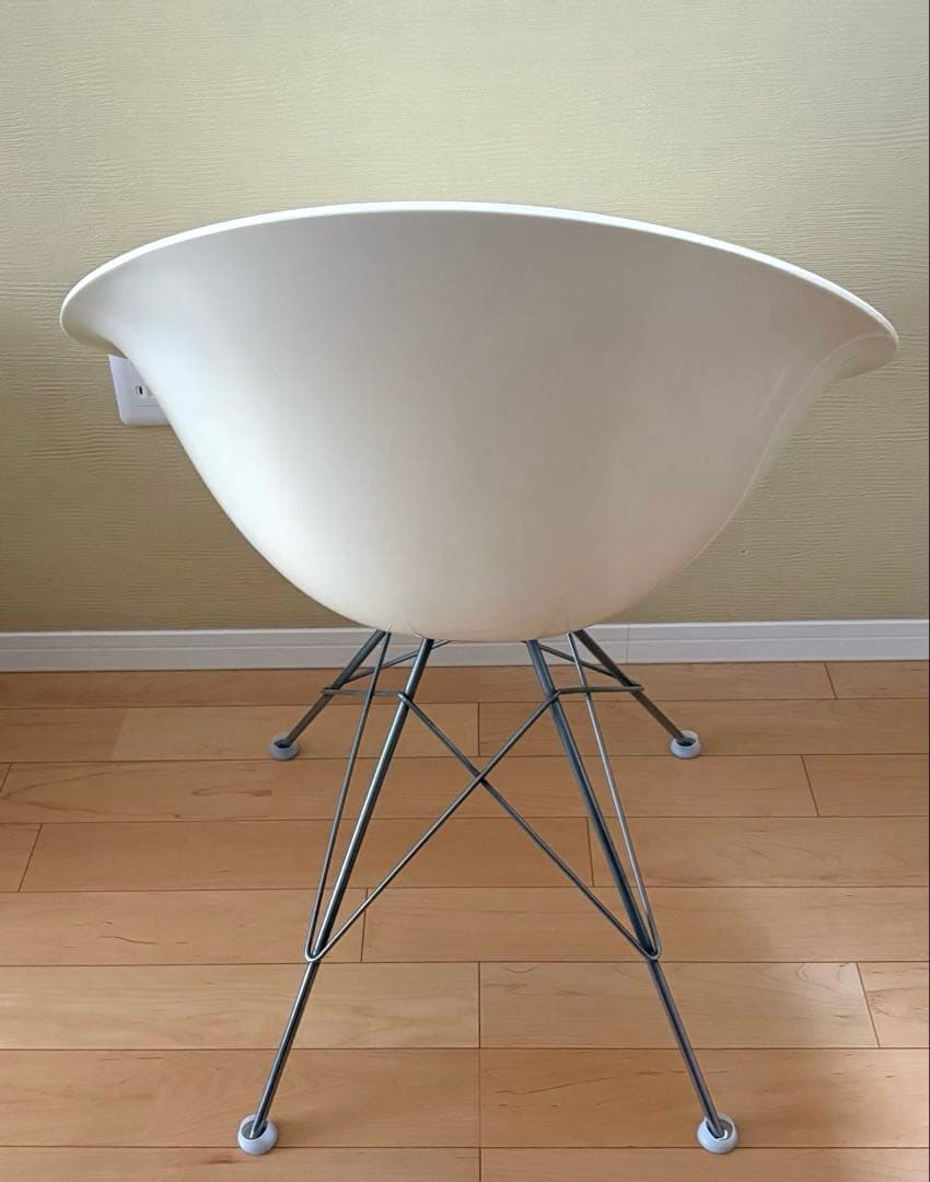 ★Kartell カルテル　エロエスチェア　4本脚　ホワイト①