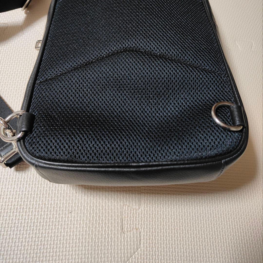 【極美品】COACH コーチ ボディバッグ　イーサンパック　黒　ブラック