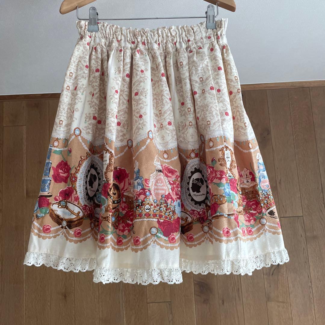 メタモルフォーゼ　morphose スカート