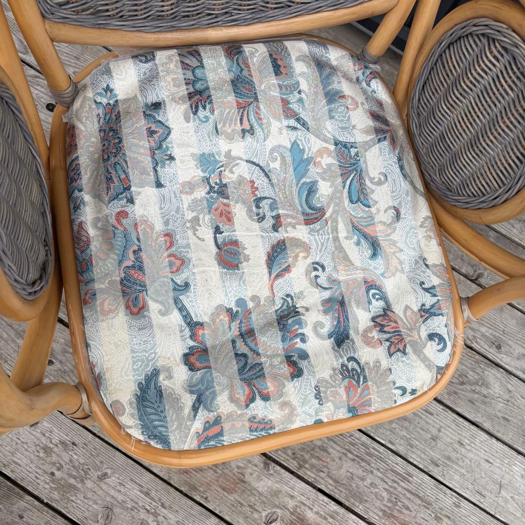 昭和レトロ 籐家具 ラタン アームチェア 回転式座椅子 花柄ペイズリー 古家具