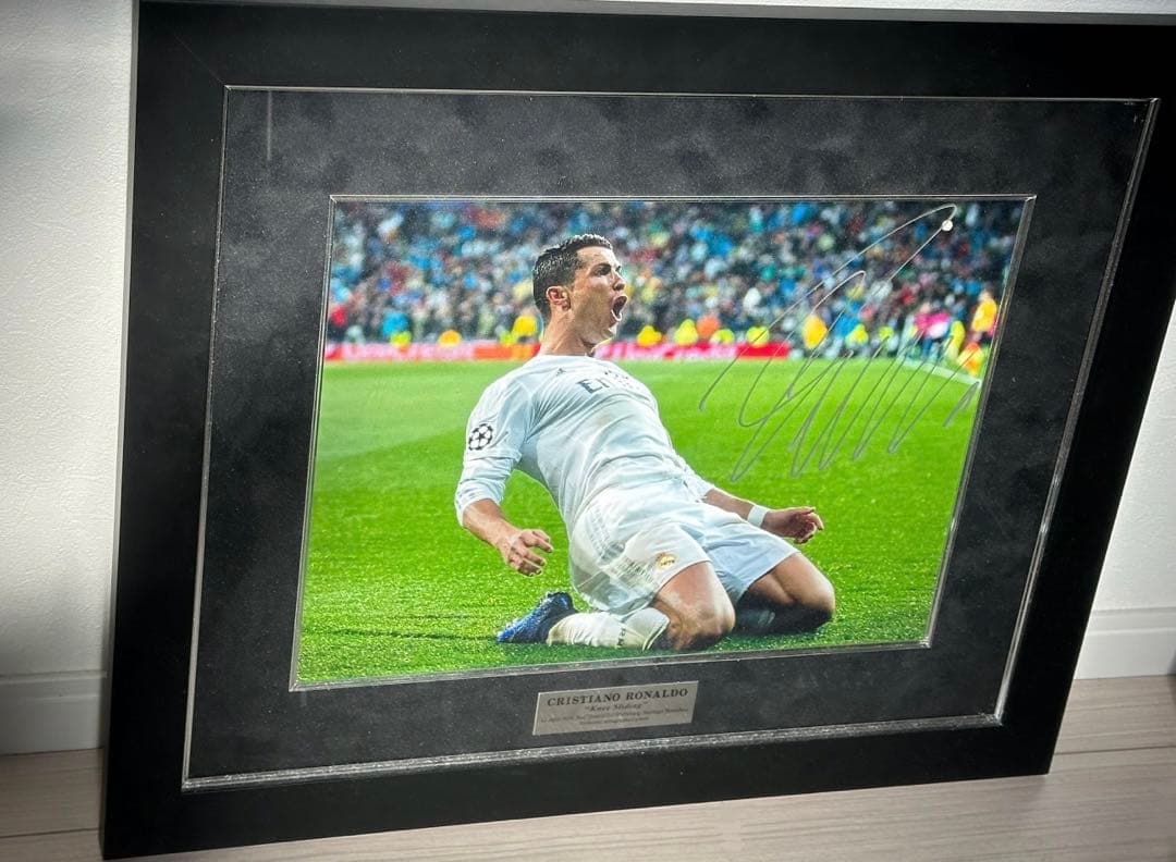 クリスティアーノロナウド　直筆サインフォト　チケット２枚