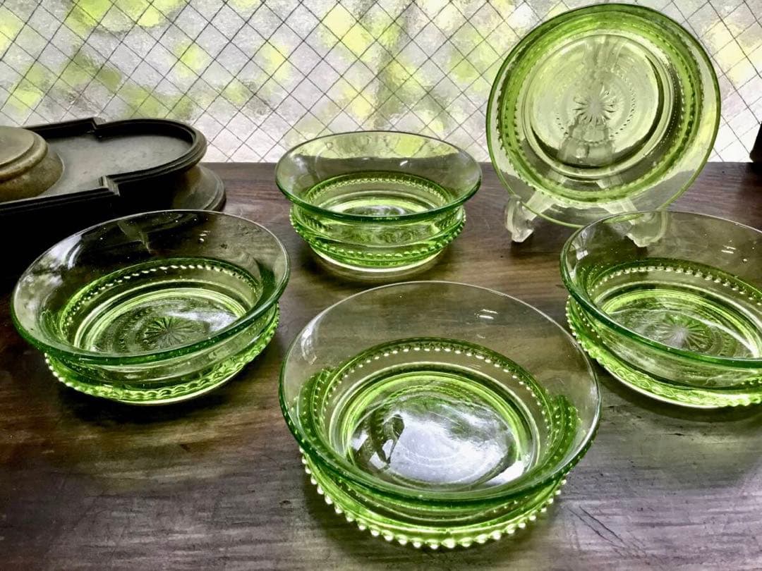 和ガラス◆ウランガラス / 小鉢 / ５個セット◆大正ロマン グリーン ボウル