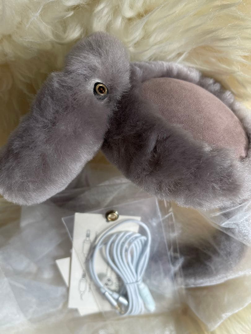 【新品・未使用】 UGG イヤホン付イヤーマフ　ヘッドホン