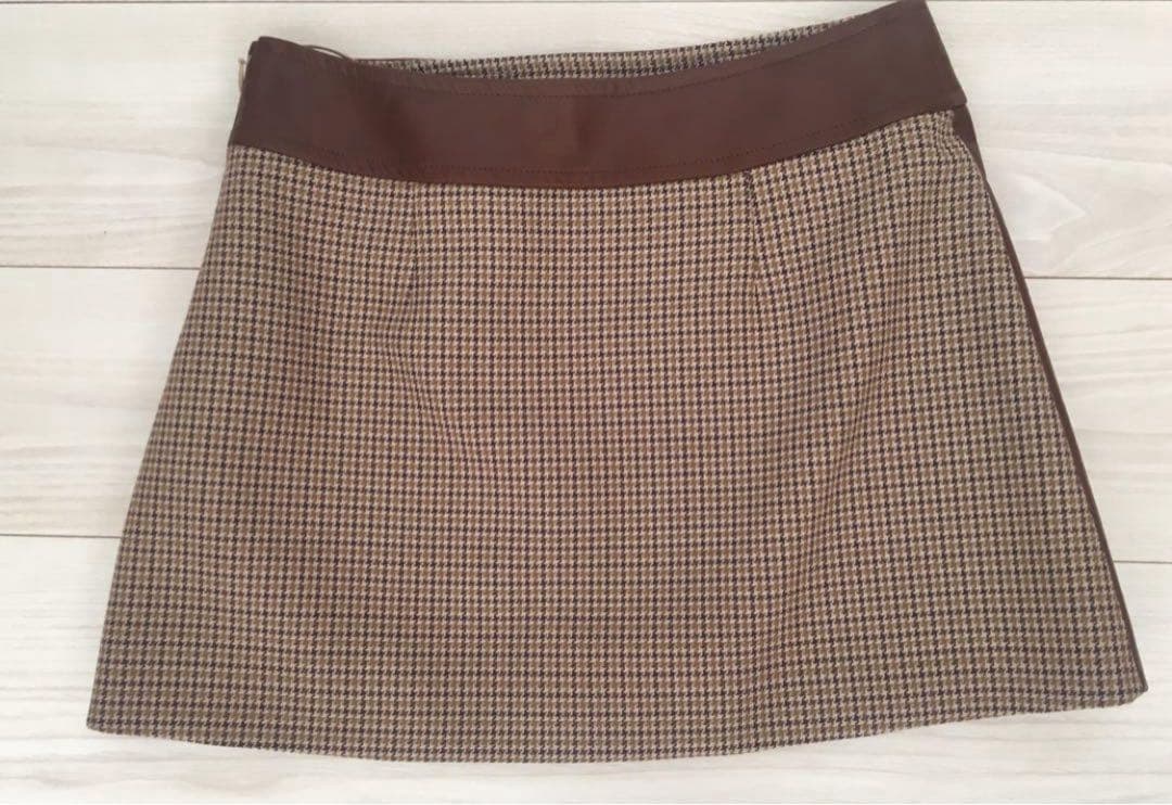 セール！miumiu ミュウミュウ スカート