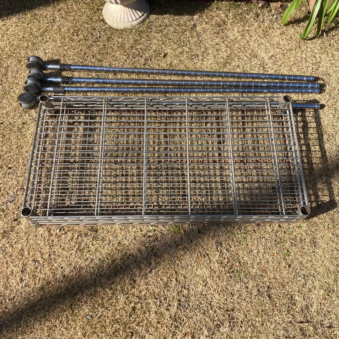 ステンレスラック　縦46cm 横91cm 3枚 キャスター付きシャフト117cm